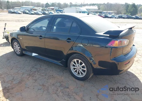 2010 Mitsubishi Lancer Es z USA, uszkodzony, nr VIN JA32U2FUXAU016119